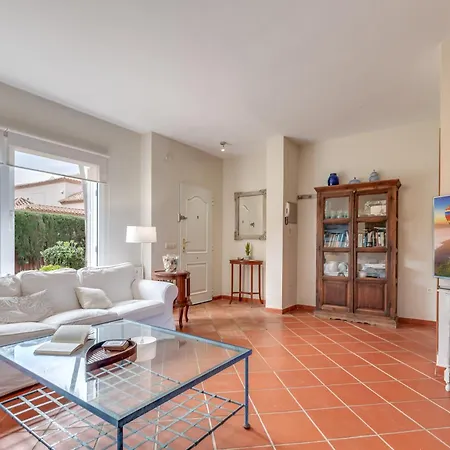 Dunas De - Beachfront 3 Bed Apartment Marbella